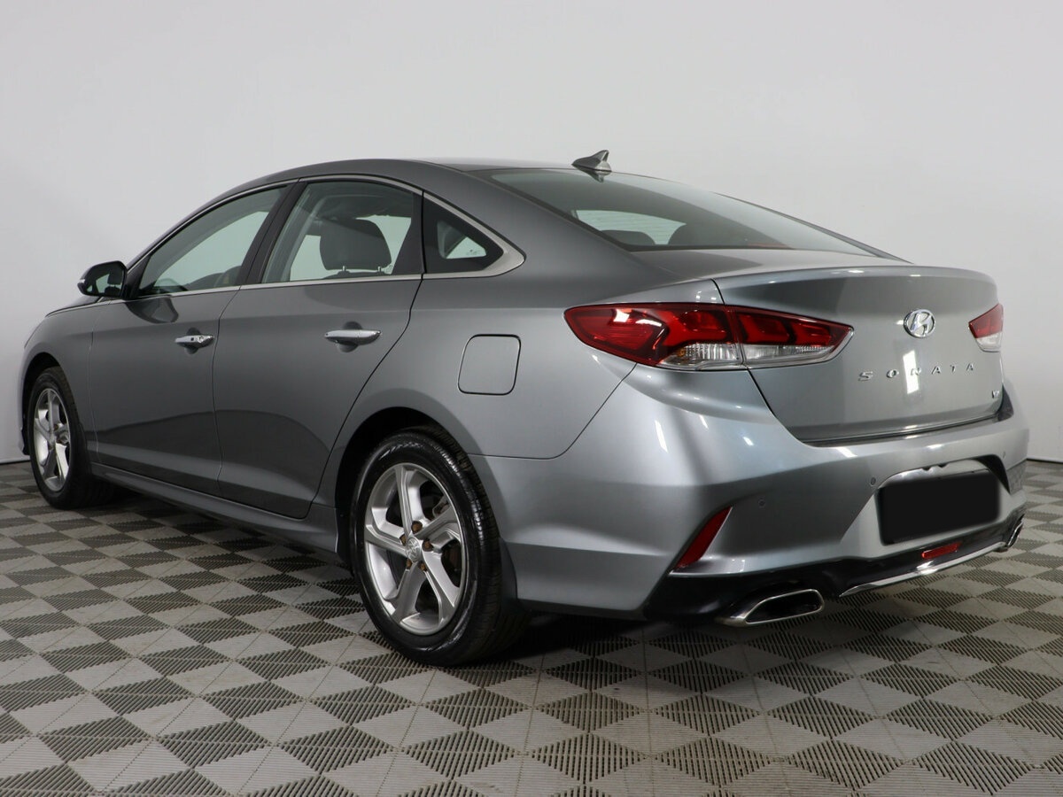 Hyundai Sonata 2018 года с пробегом. Фото: #5