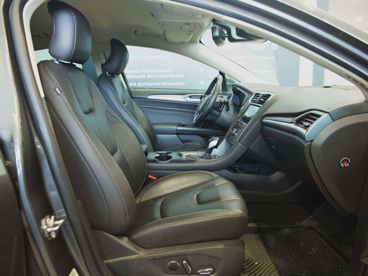Ford Mondeo 2017 года с пробегом. Фото: #4