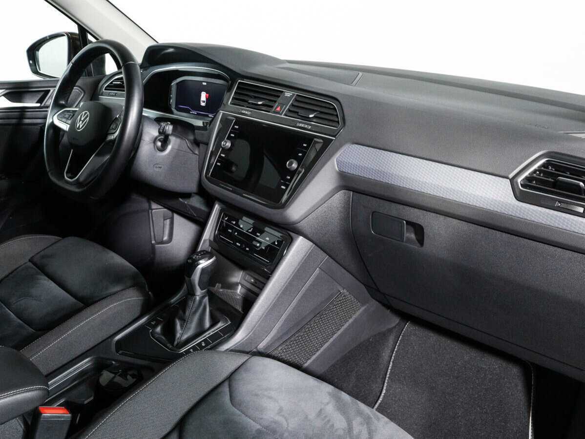 Volkswagen Tiguan 2021 года с пробегом. Фото: #6