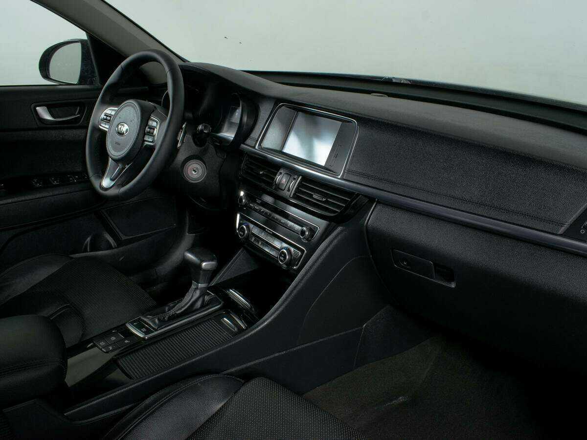 Kia Optima 2017 года с пробегом. Фото: #9