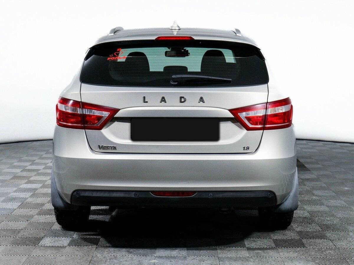 Lada (ВАЗ) Vesta 2018 года с пробегом. Фото: #4
