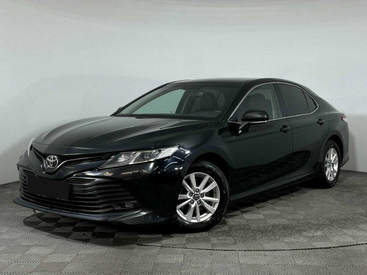 Toyota Camry 2019 года с пробегом. Посмотреть фото