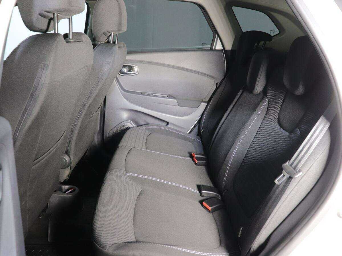 Renault Kaptur 2016 года с пробегом. Фото: #12