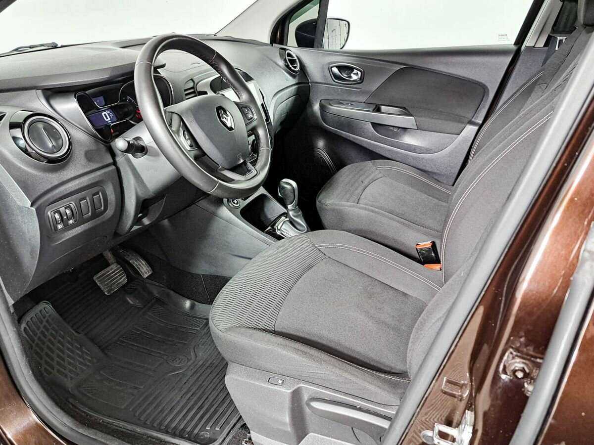 Renault Kaptur 2017 года с пробегом. Фото: #13