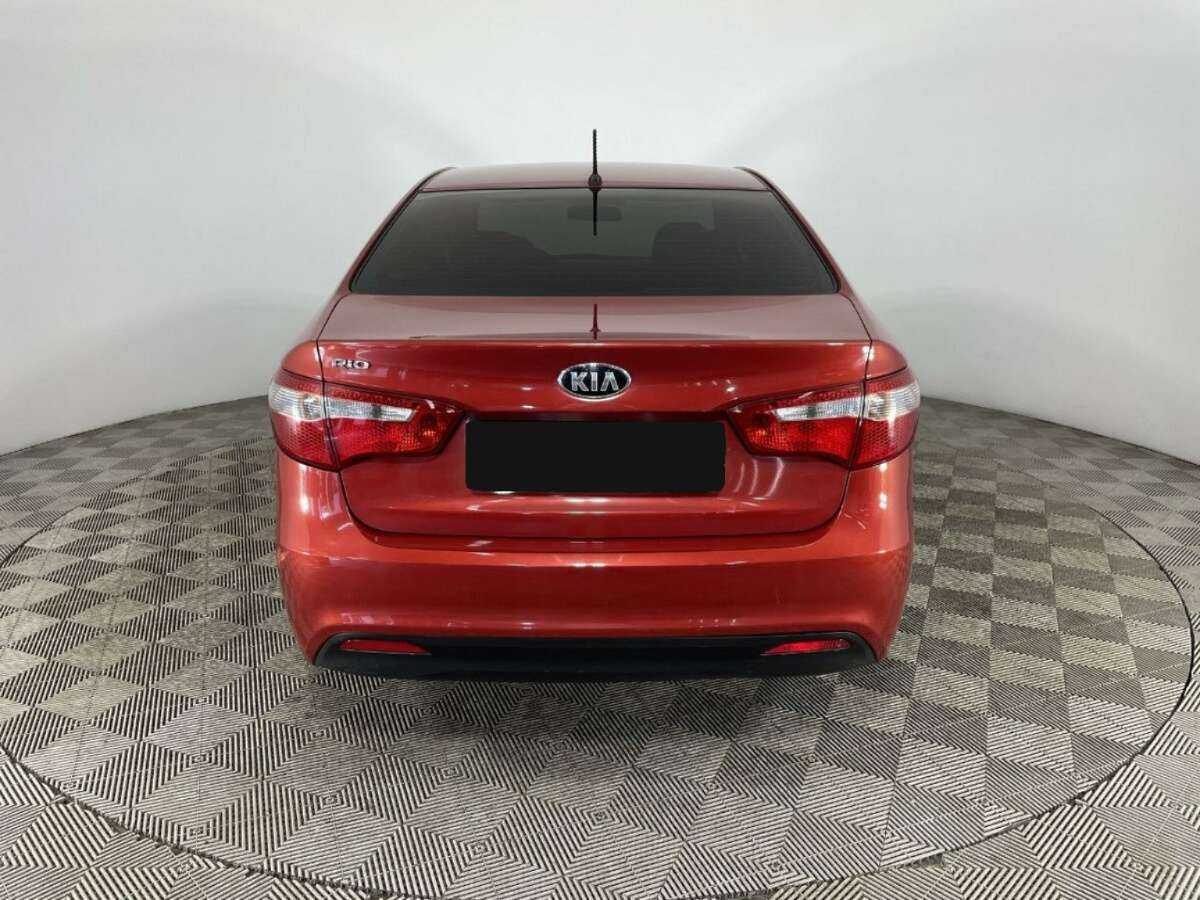 Kia Rio 2013 года с пробегом. Фото: #2