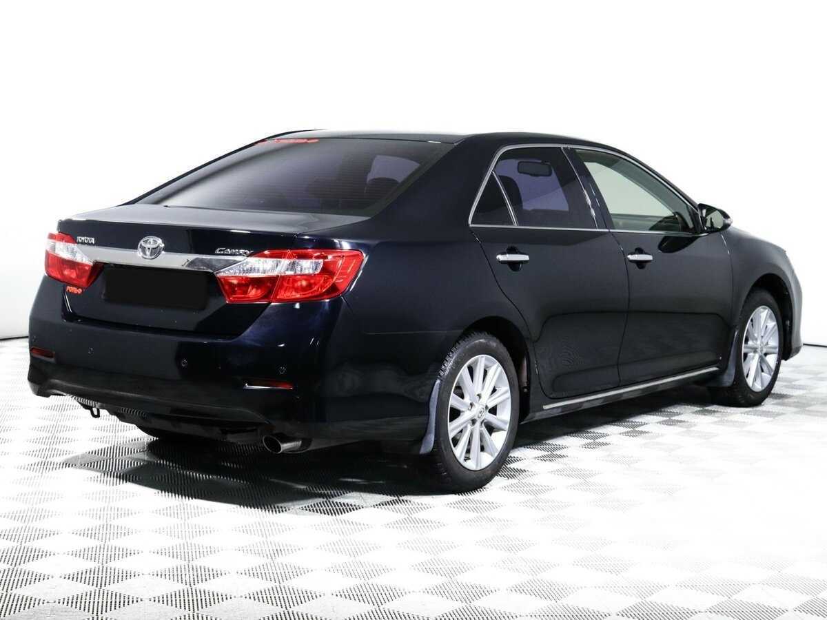 Toyota Camry 2012 года с пробегом. Фото: #4