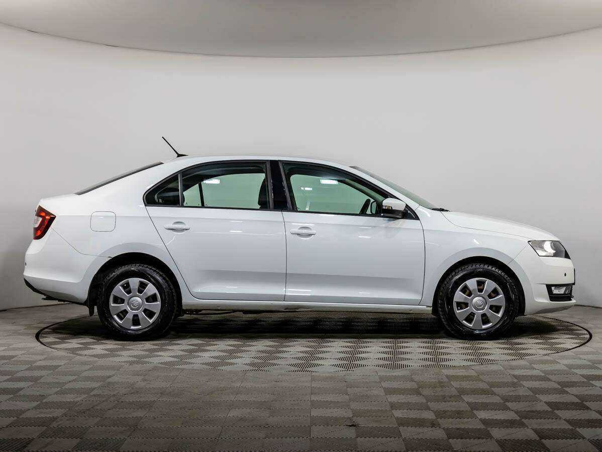 Skoda Rapid 2017 года с пробегом. Фото: #2