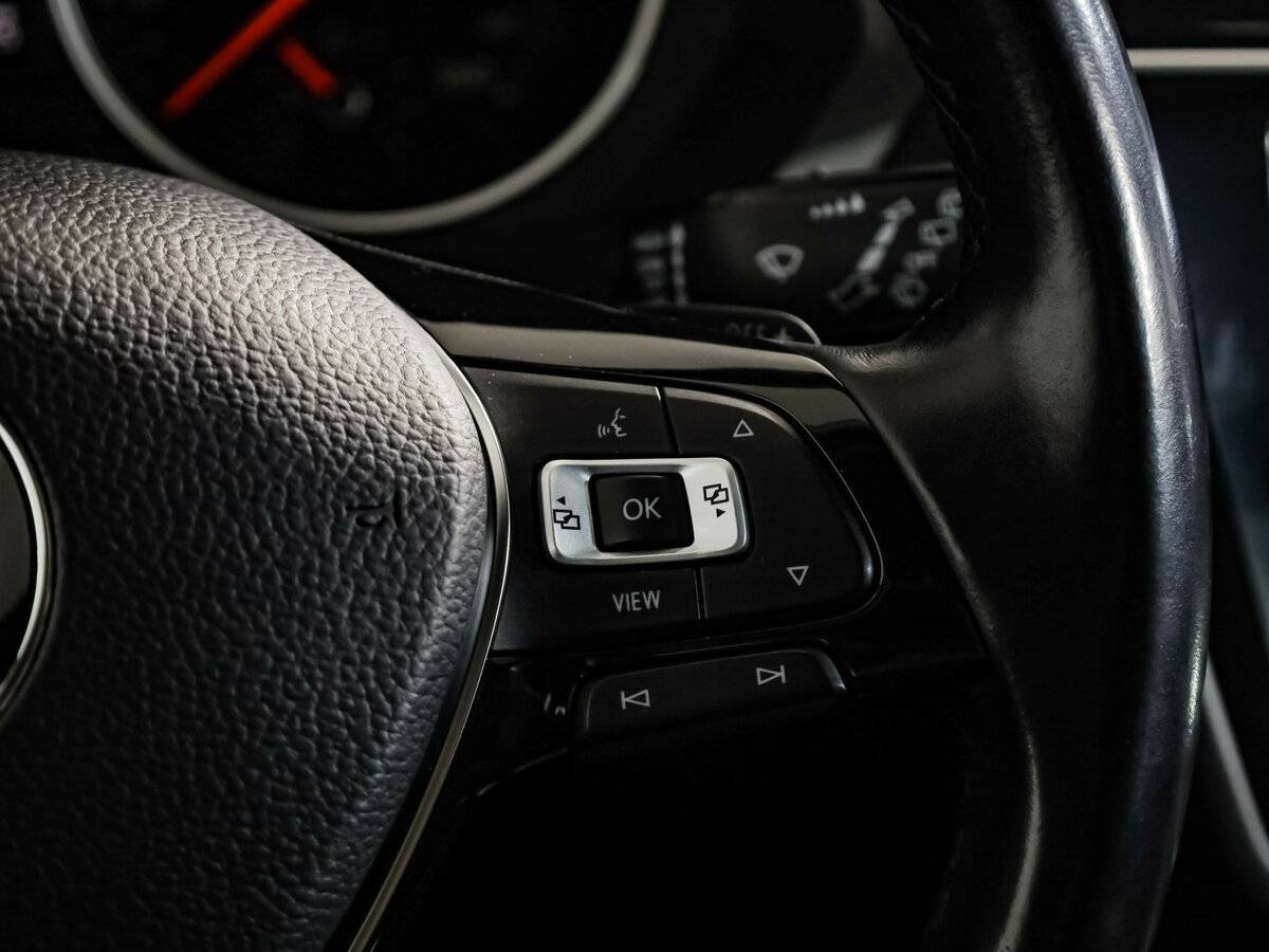 Volkswagen Tiguan 2020 года с пробегом. Фото: #12