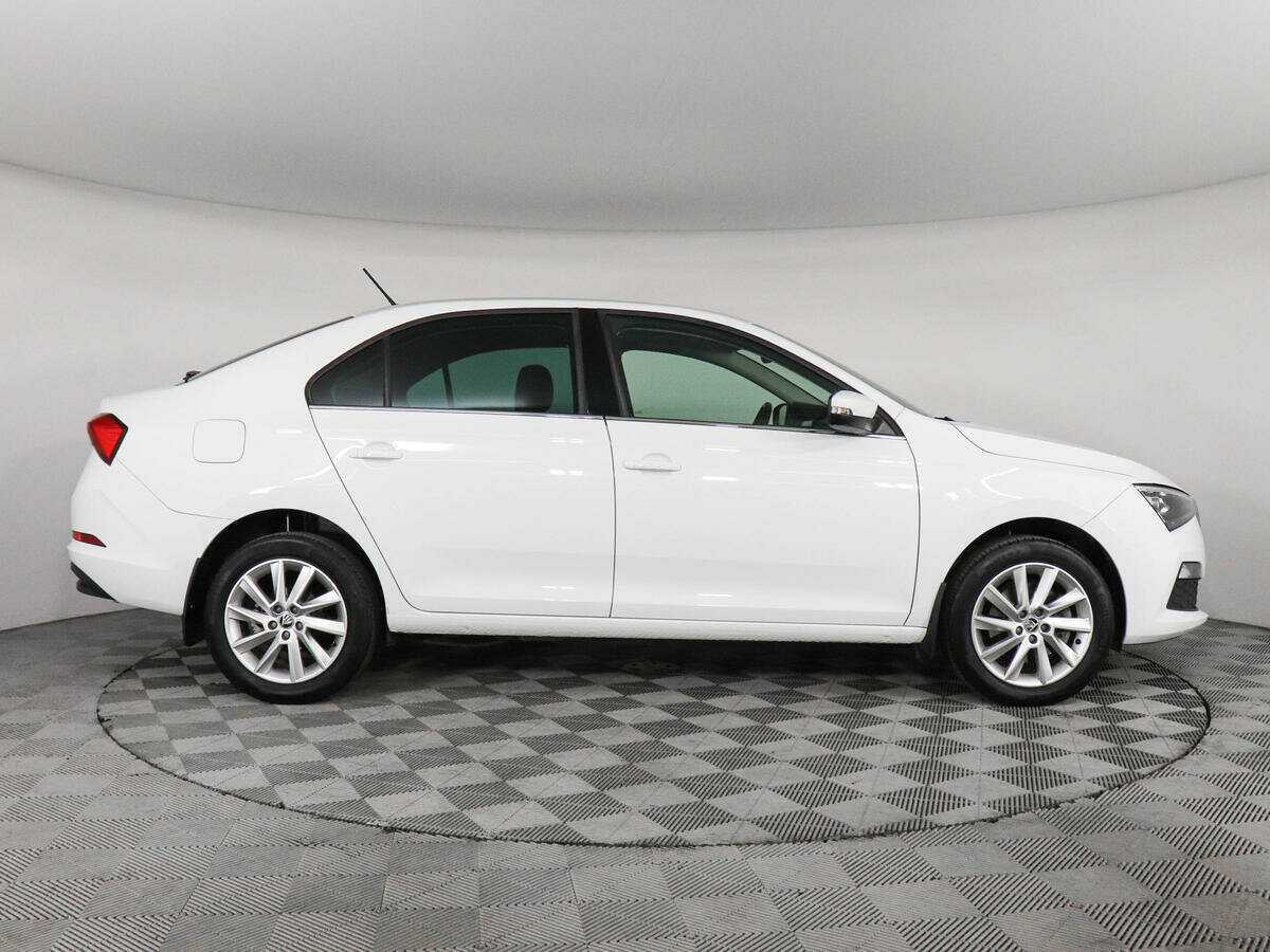 Skoda Rapid 2021 года с пробегом. Фото: #3