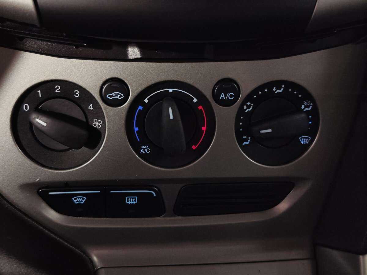 Ford Focus 2014 года с пробегом. Фото: #15