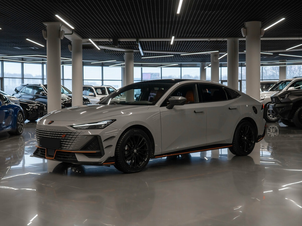 Changan UNI-V 2023 года с пробегом. Фото: #0