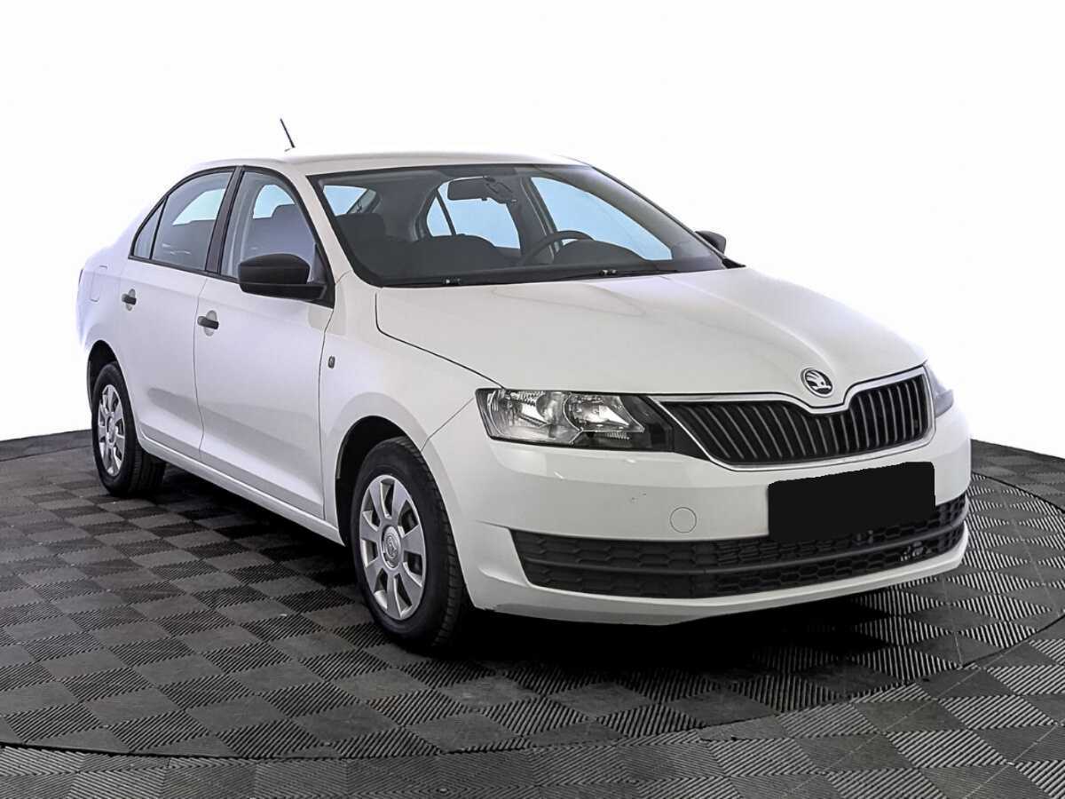 Skoda Rapid 2017 года с пробегом. Фото: #2