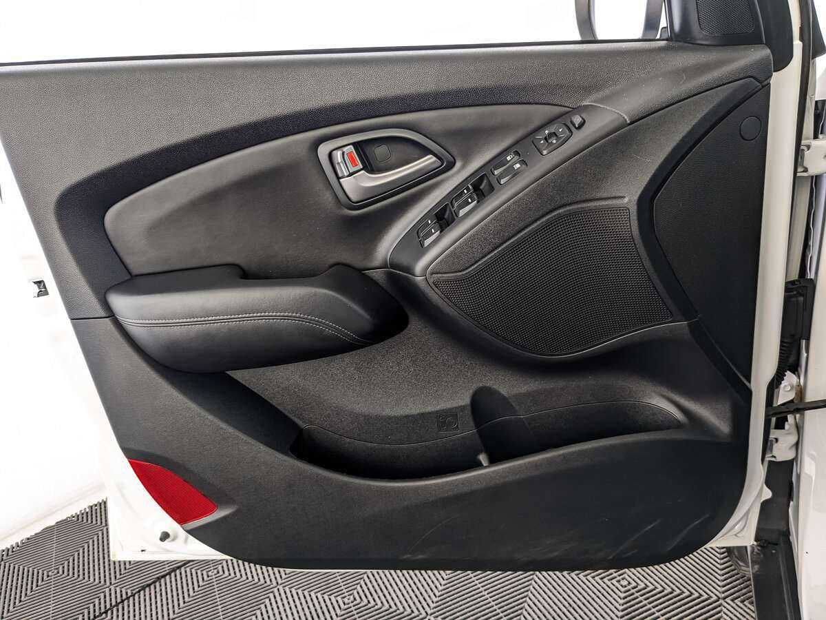 Hyundai ix35 2015 года с пробегом. Фото: #18