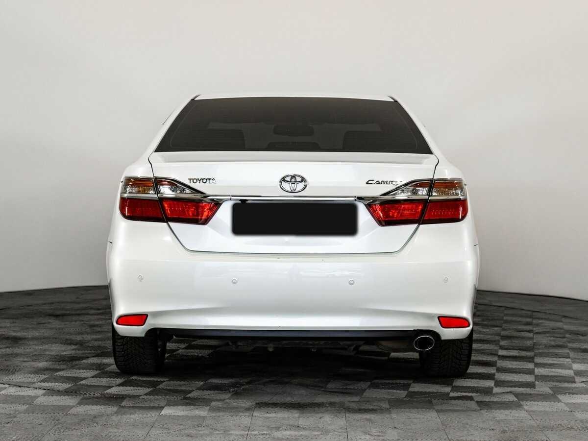 Toyota Camry 2015 года с пробегом. Фото: #4