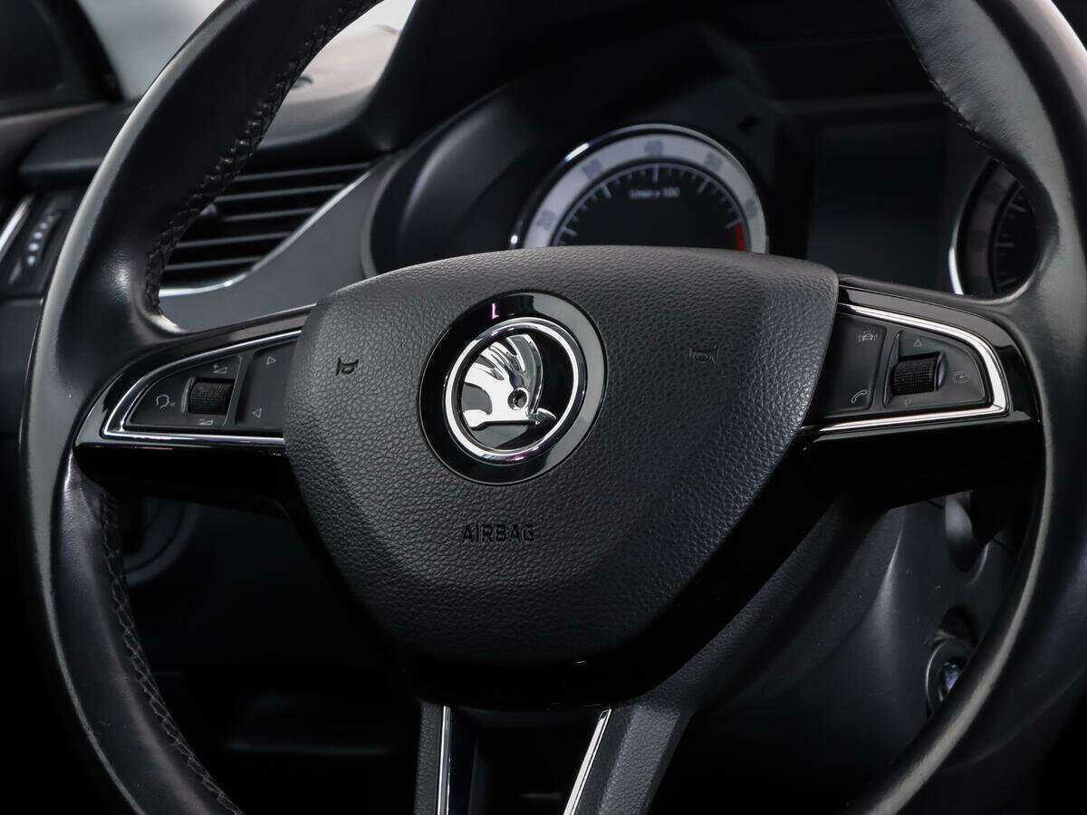 Skoda Octavia 2017 года с пробегом. Фото: #9