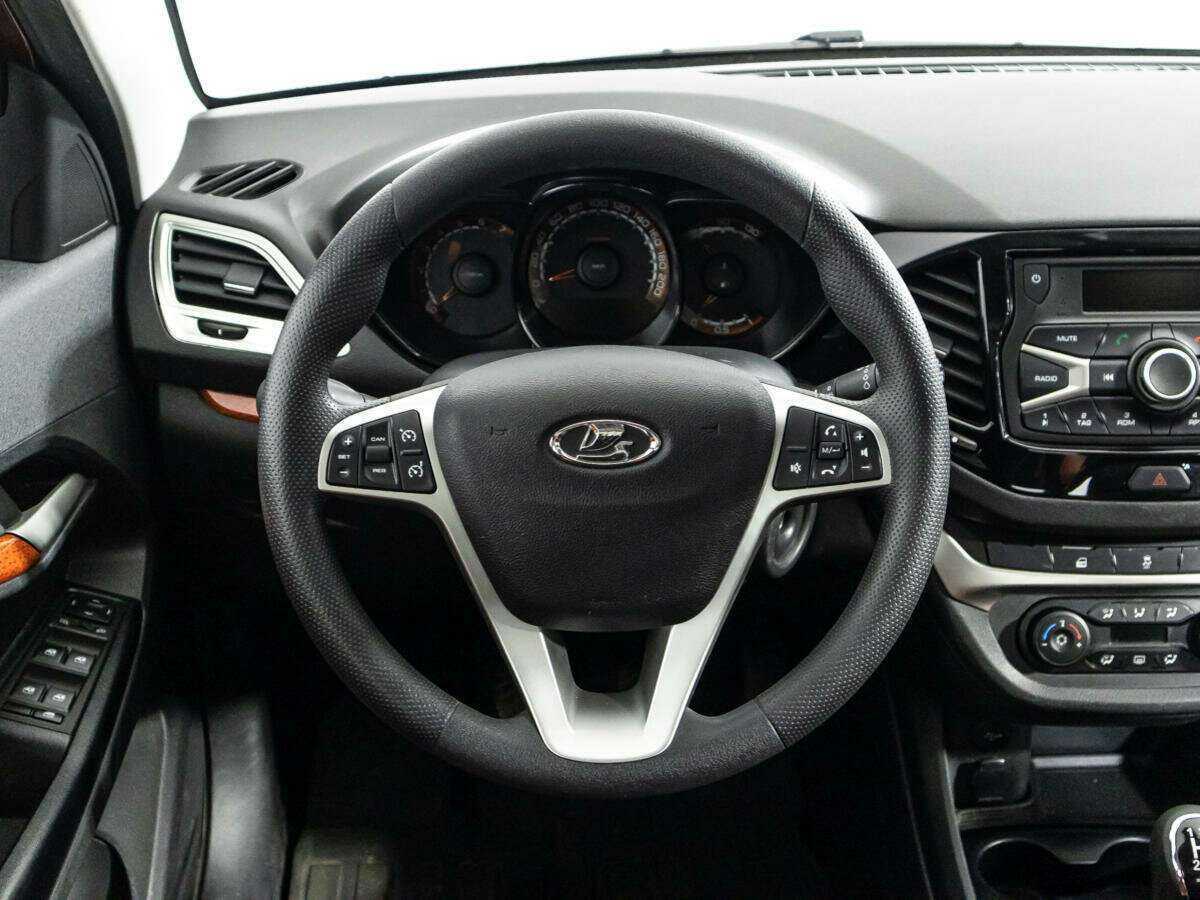 Lada (ВАЗ) Vesta 2021 года с пробегом. Фото: #16