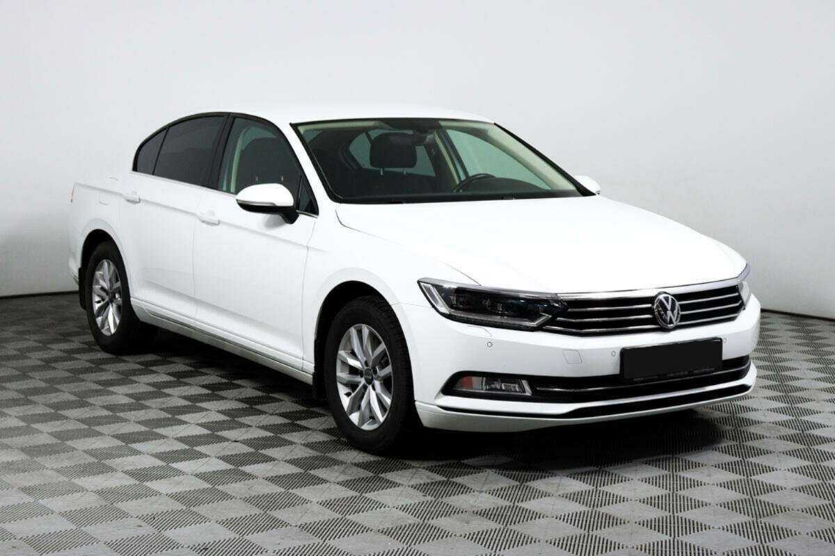Volkswagen Passat 2016 года с пробегом. Фото: #2