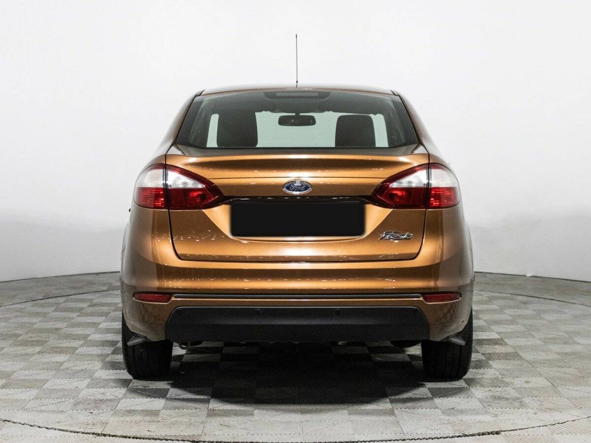 Ford Fiesta 2016 года с пробегом. Фото: #5