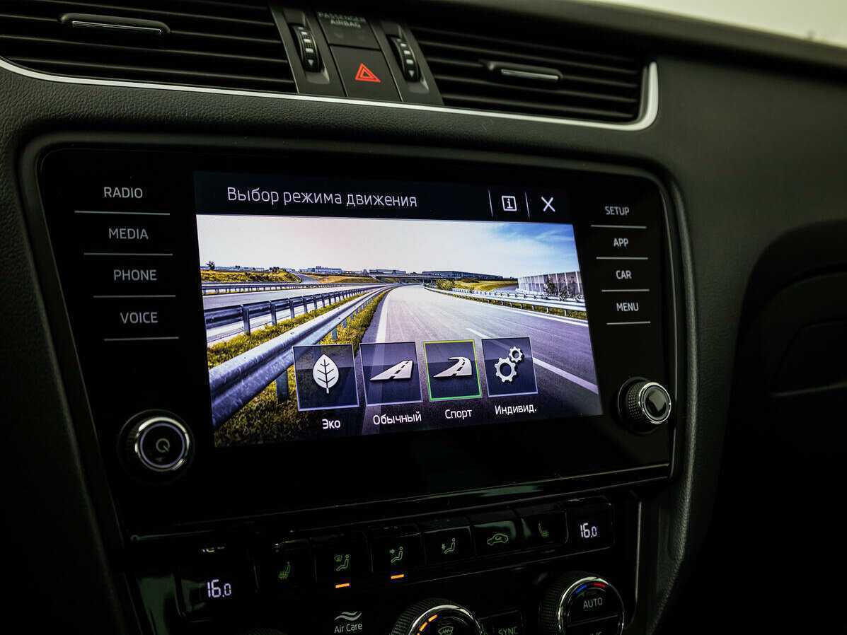 Skoda Octavia 2019 года с пробегом. Фото: #18