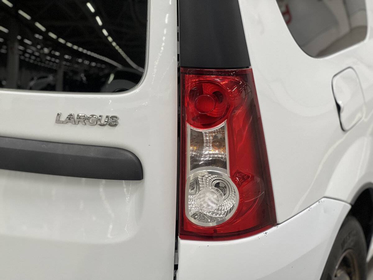 Lada (ВАЗ) Largus 2017 года с пробегом. Фото: #8