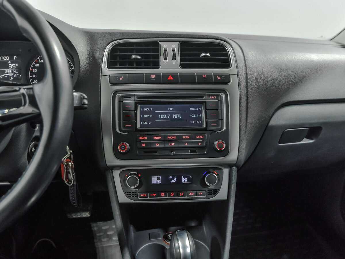 Volkswagen Polo 2015 года с пробегом. Фото: #8