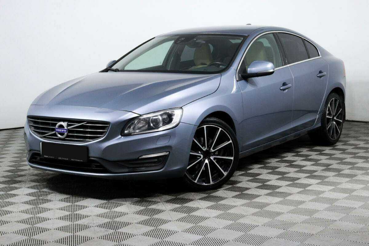 Volvo S60 2017 года с пробегом. Посмотреть фото