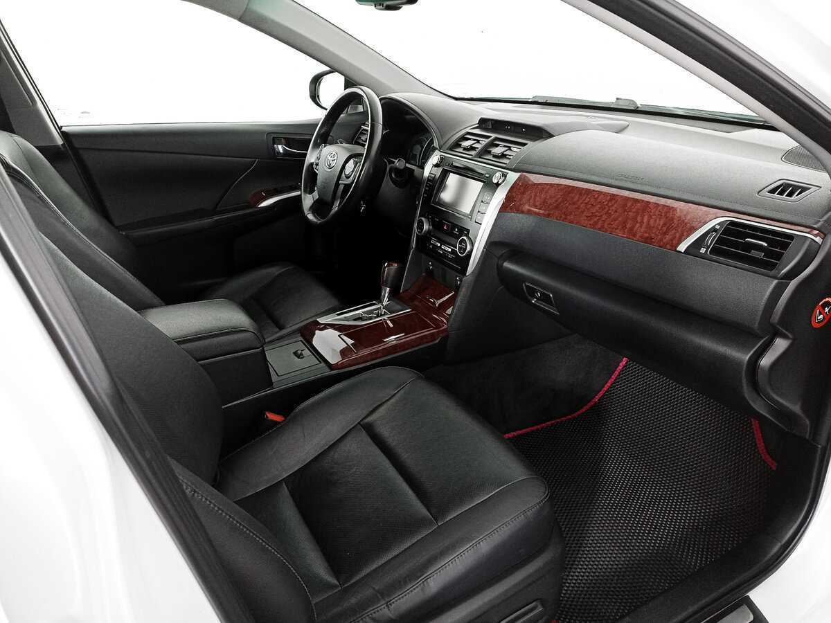 Toyota Camry 2014 года с пробегом. Фото: #6