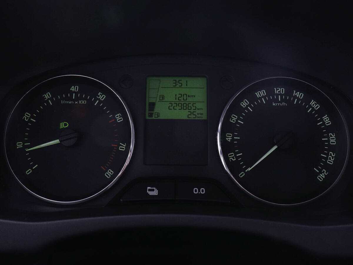 Skoda Fabia 2013 года с пробегом. Фото: #6