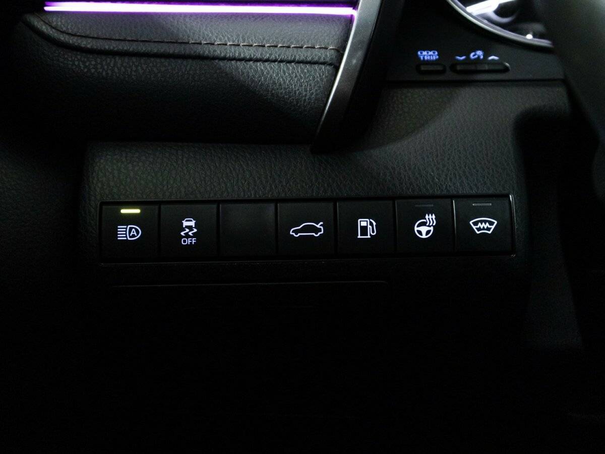 Toyota Camry 2018 года с пробегом. Фото: #18