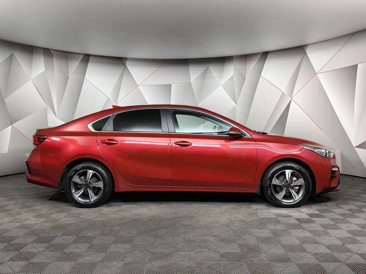 Kia Cerato 2021 года с пробегом. Фото: #5