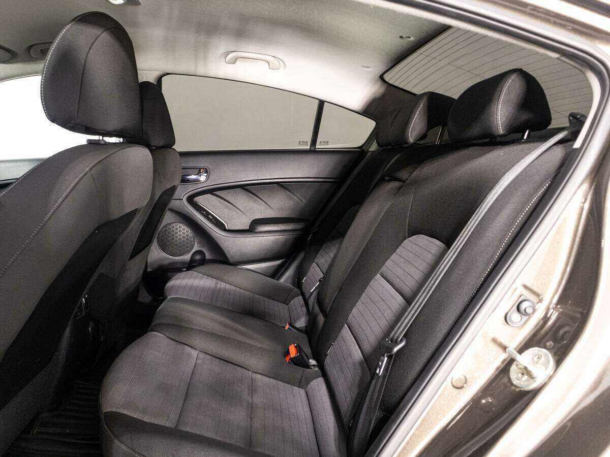 Kia Cerato 2014 года с пробегом. Фото: #9