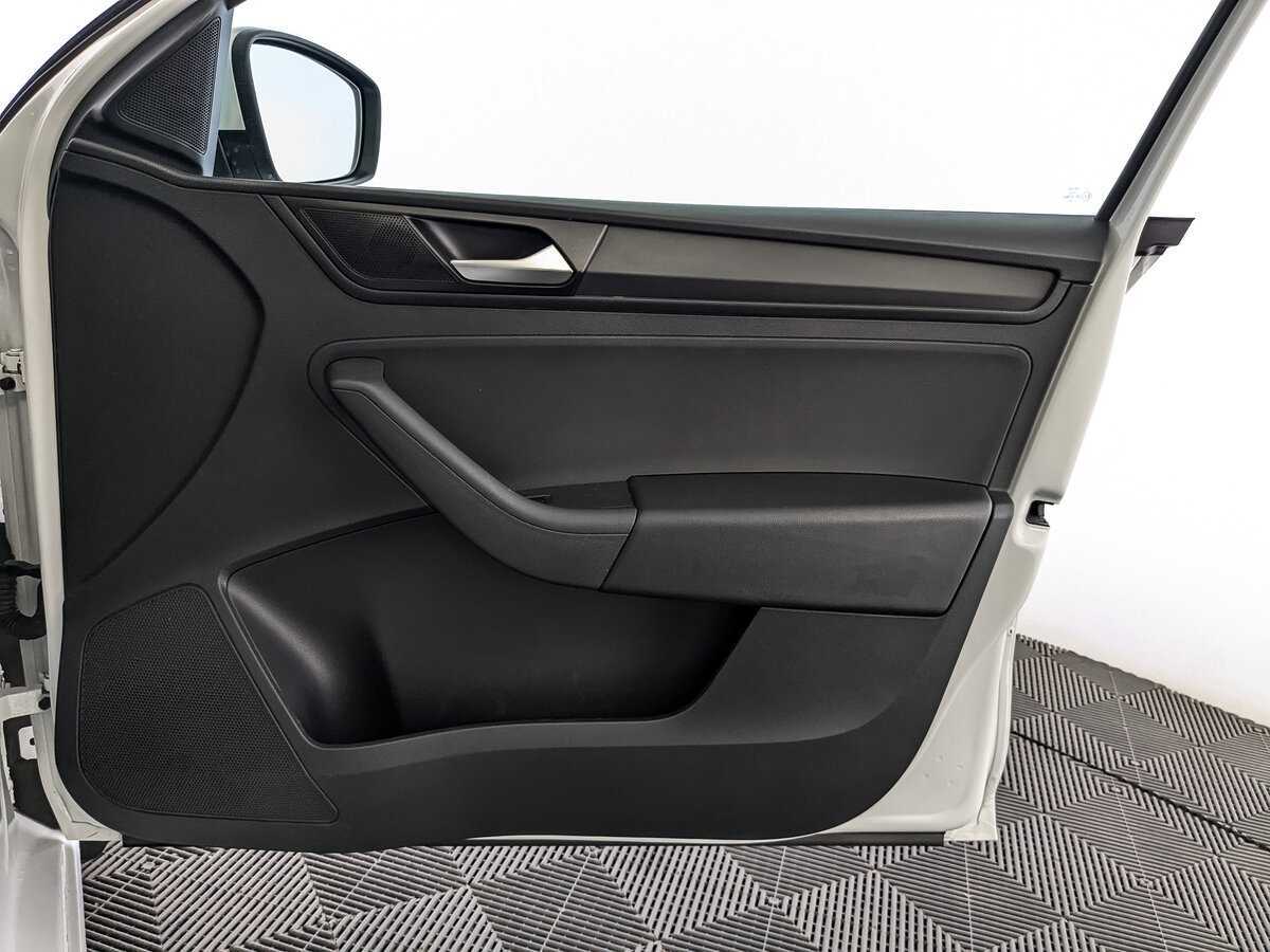 Volkswagen Polo 2020 года с пробегом. Фото: #20