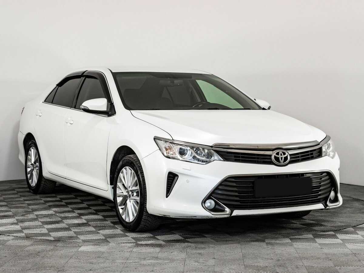 Toyota Camry 2015 года с пробегом. Фото: #2