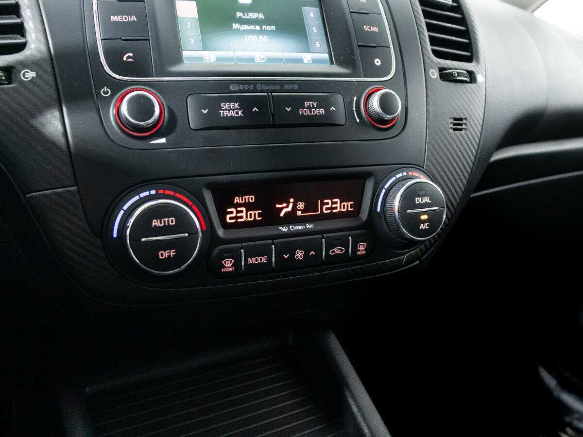 Kia Cerato 2015 года с пробегом. Фото: #16