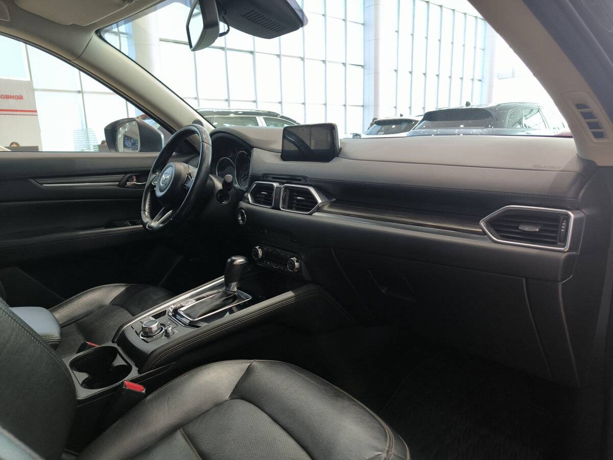 Mazda CX-5 2017 года с пробегом. Фото: #10