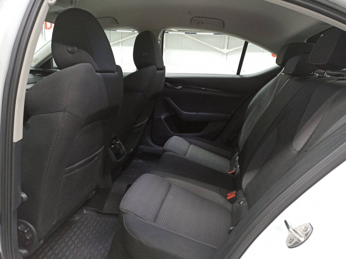 Skoda Octavia 2021 года с пробегом. Фото: #11