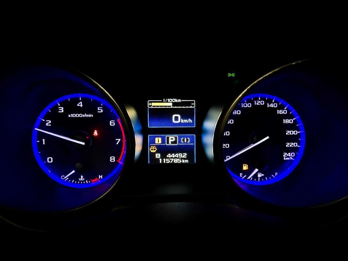 Subaru Outback 2015 года с пробегом. Фото: #12