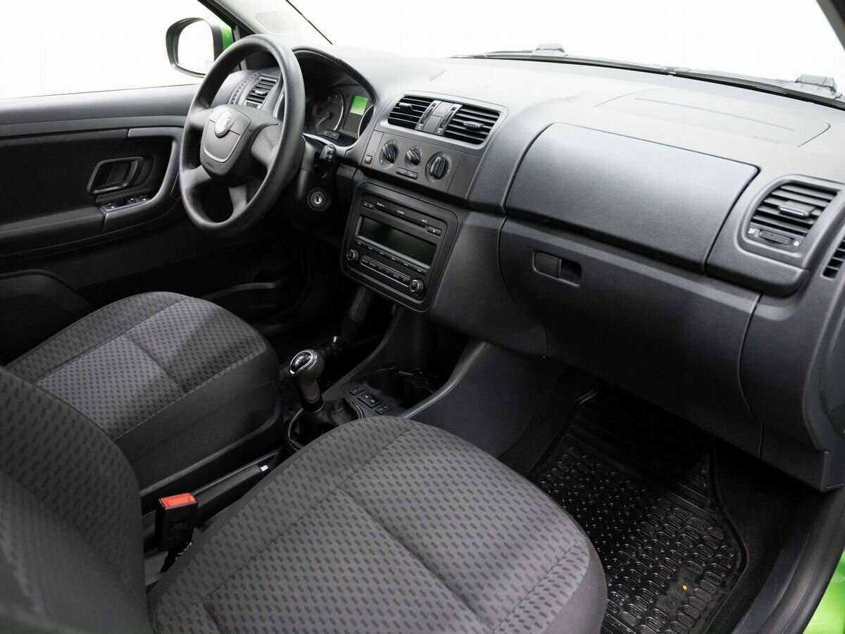 Skoda Fabia 2012 года с пробегом. Фото: #10