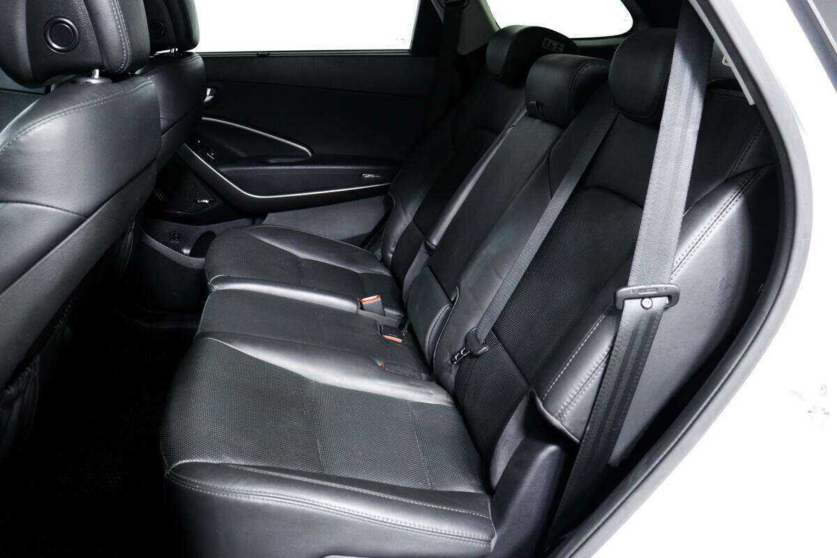 Hyundai Santa Fe 2016 года с пробегом. Фото: #11