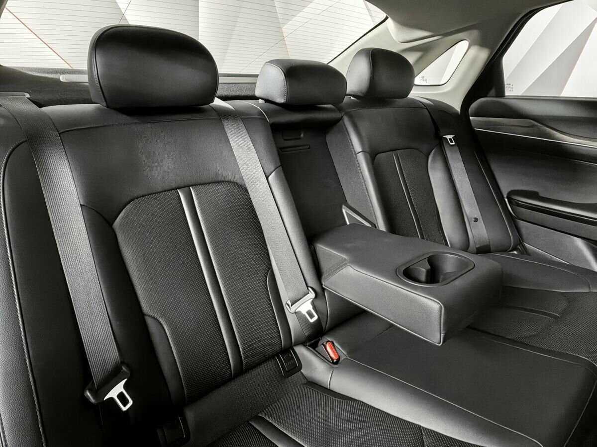 Kia K5 2021 года с пробегом. Фото: #10