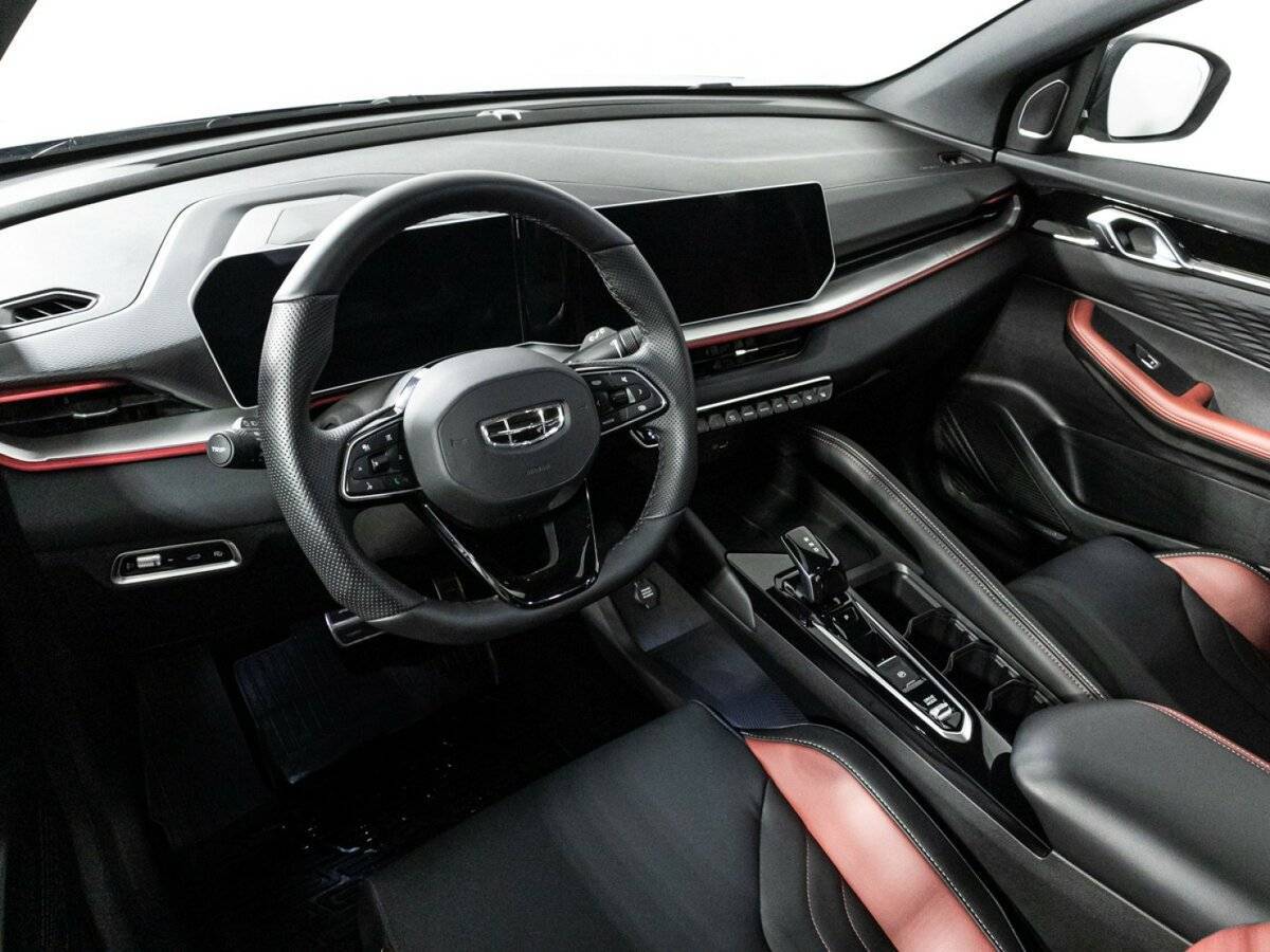 Geely Coolray 2023 года с пробегом. Фото: #10