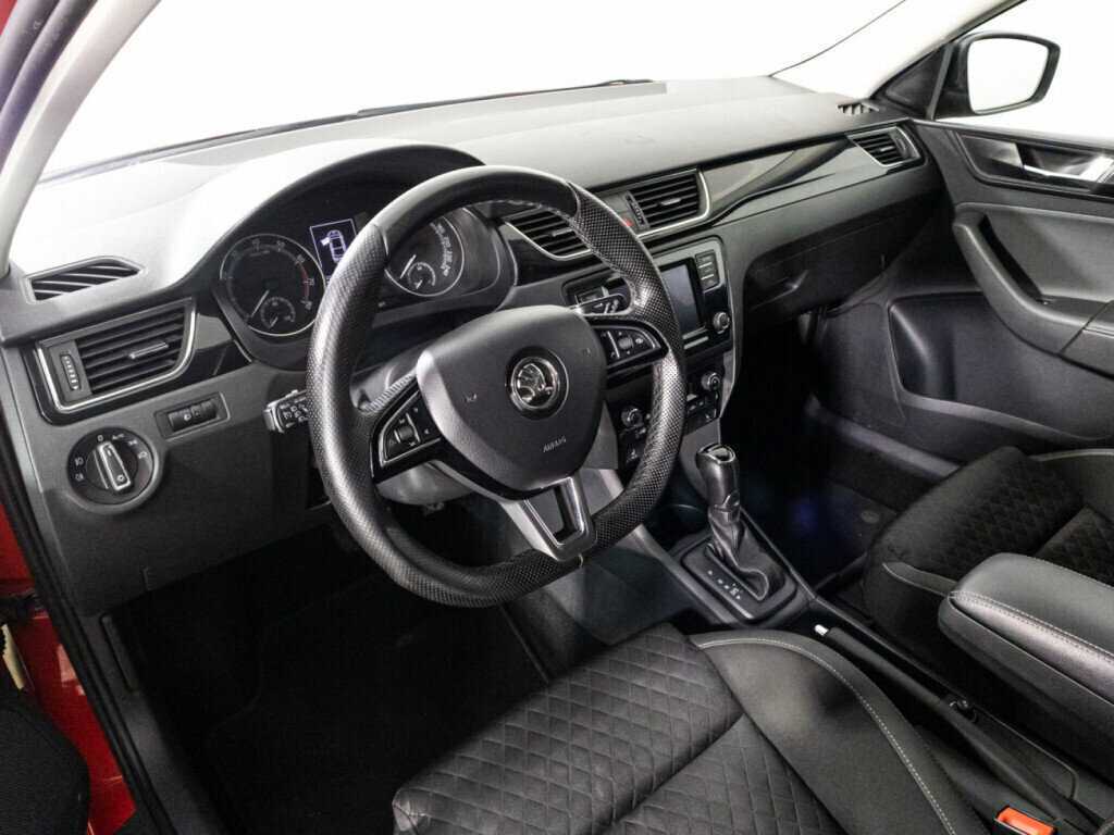 Skoda Rapid 2018 года с пробегом. Фото: #10