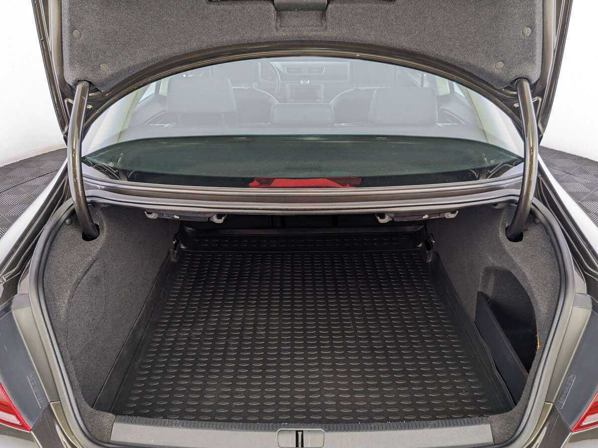 Volkswagen Passat CC 2013 года с пробегом. Фото: #9