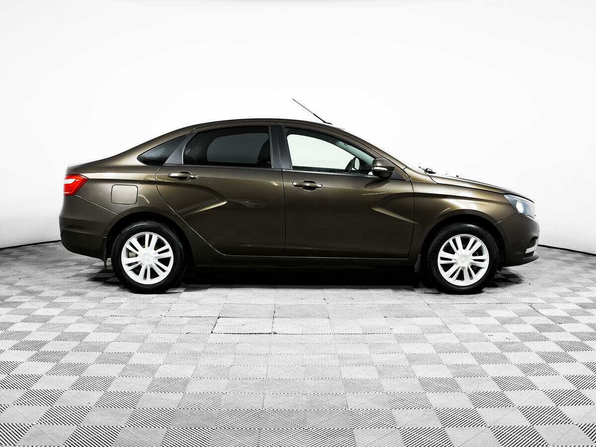 Lada (ВАЗ) Vesta 2017 года с пробегом. Фото: #3