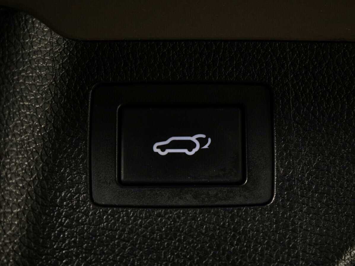 Hyundai Santa Fe 2014 года с пробегом. Фото: #14