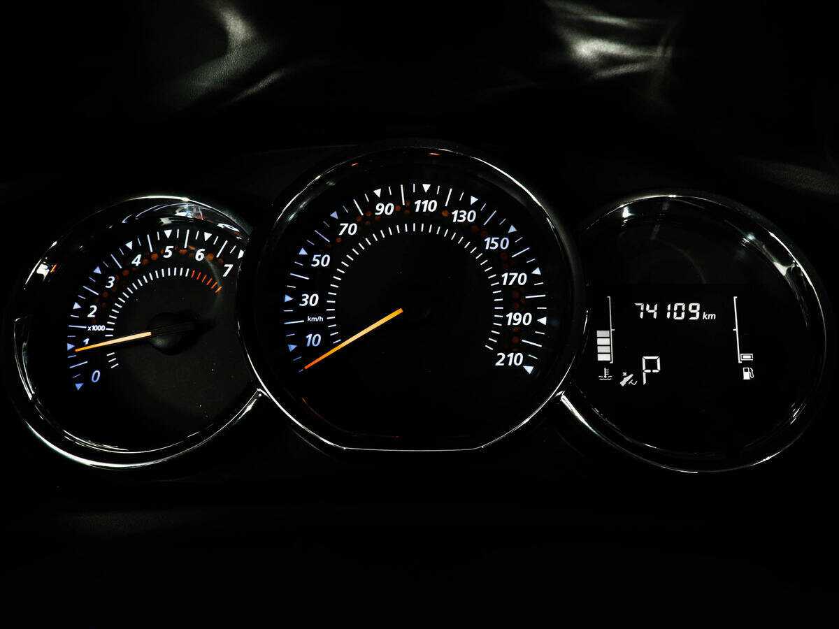 Renault Logan 2022 года с пробегом. Фото: #10