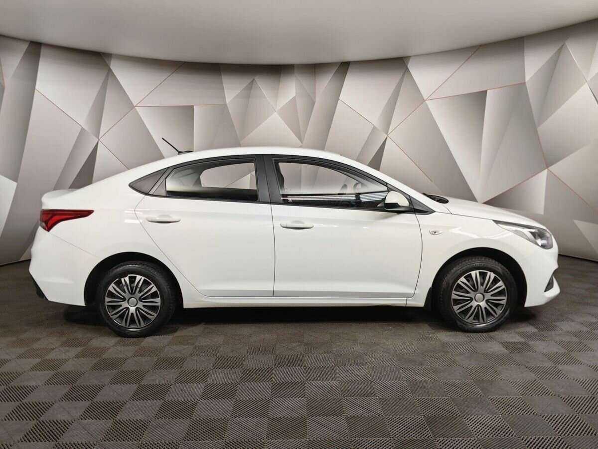 Hyundai Solaris 2019 года с пробегом. Фото: #4