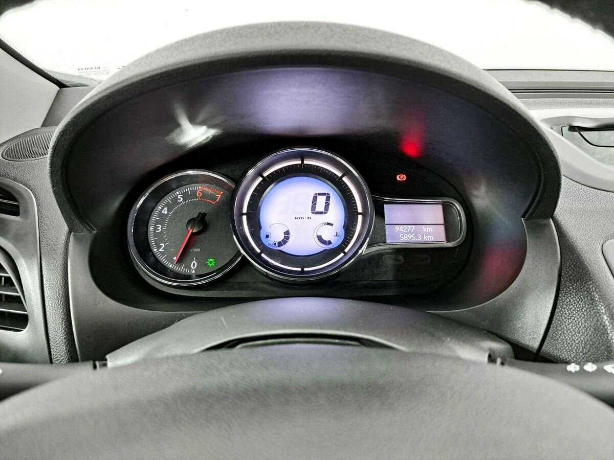 Renault Megane 2013 года с пробегом. Фото: #10