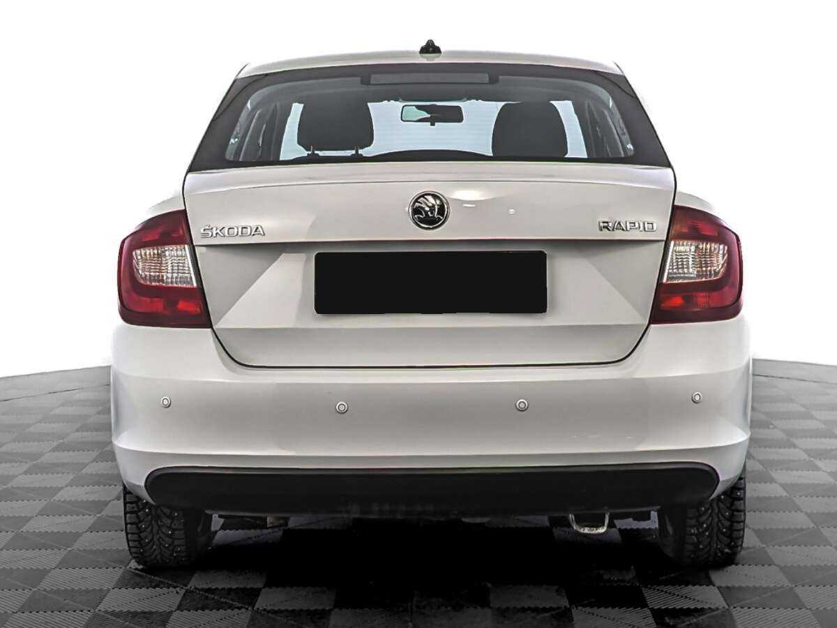 Skoda Rapid 2018 года с пробегом. Фото: #5