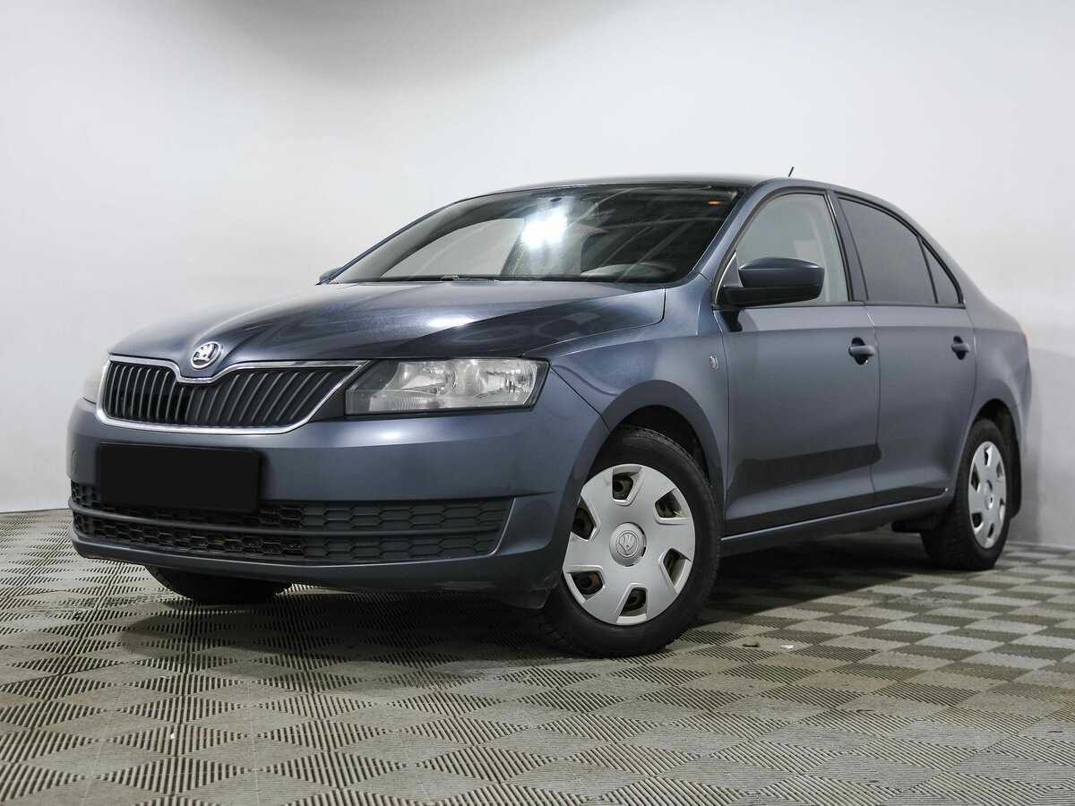 Skoda Rapid 2015 года с пробегом. Посмотреть фото